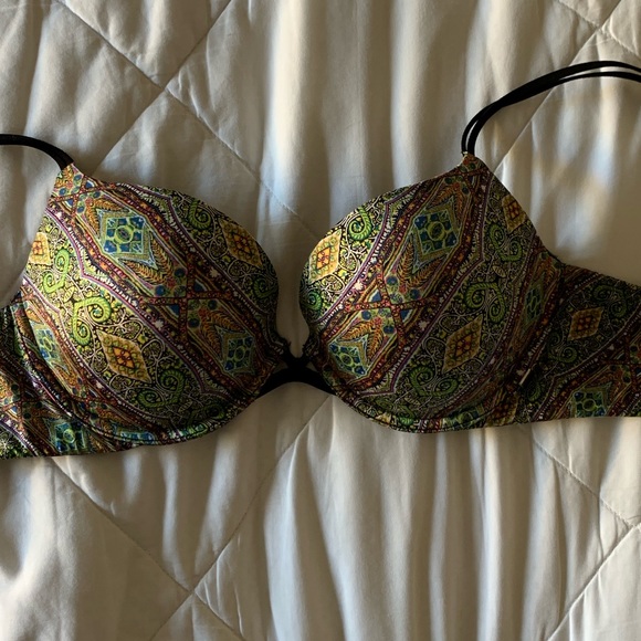 Victoria's Secret Other - Victoria secrets very sexy!